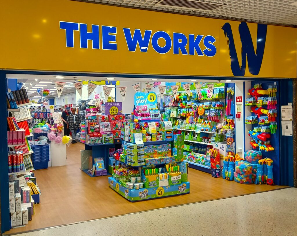 The Works – Four Seasons Shopping
